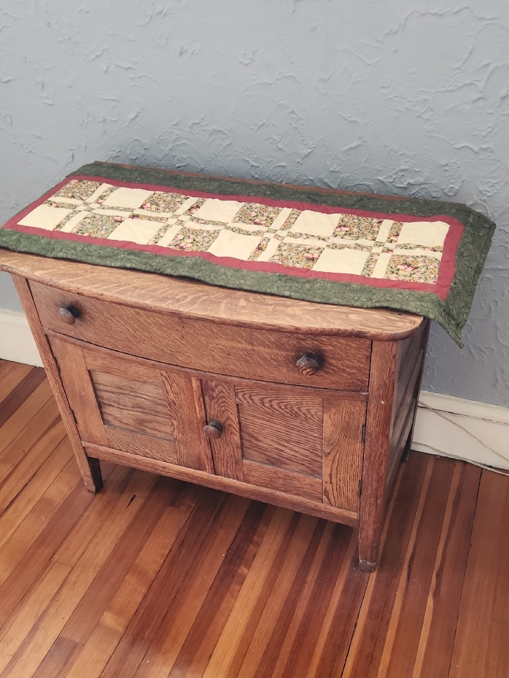 Small Hand Stitched Patchwork Table Runner with Floral Design (Appx. 13"×32")